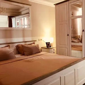 https://delight-apartments.hotels-of-kiev.com