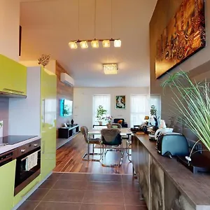 https://central-home-budapest.inbudapesthotels.com