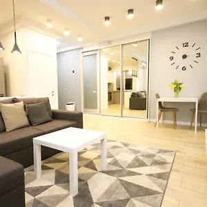 https://ocean-plaza-apartment-in-kiev-center.hotels-of-kiev.com